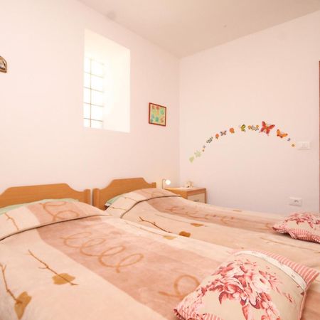 Apartments With A Parking Space Cunski, Losinj - 8010 Rom bilde