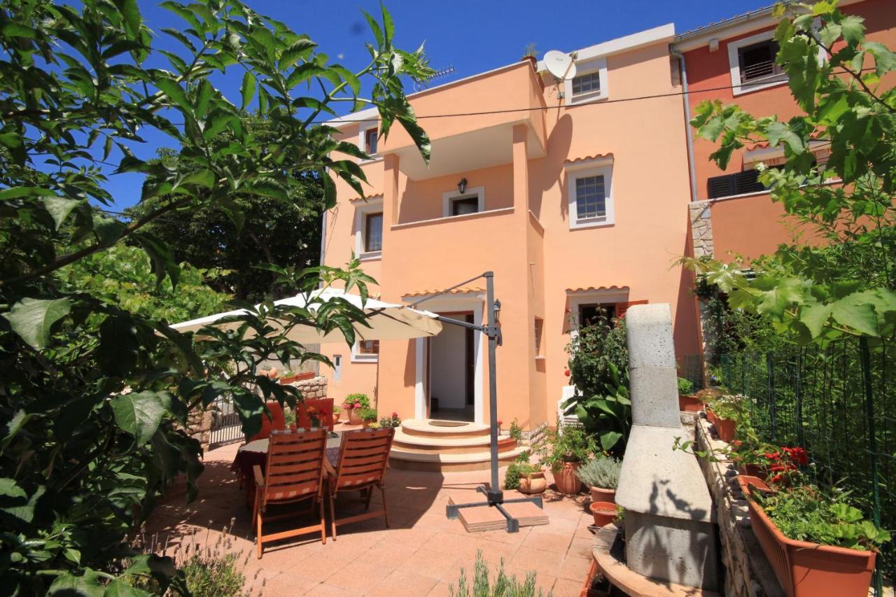 Apartments With A Parking Space Cunski, Losinj - 8010 Eksteriør bilde