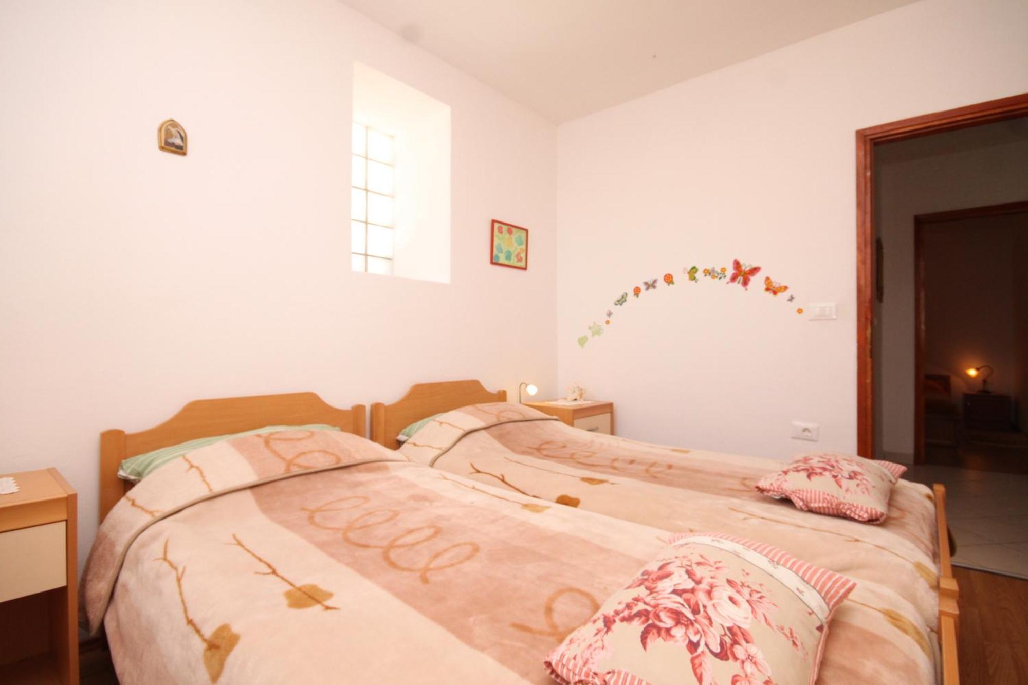 Apartments With A Parking Space Cunski, Losinj - 8010 Rom bilde