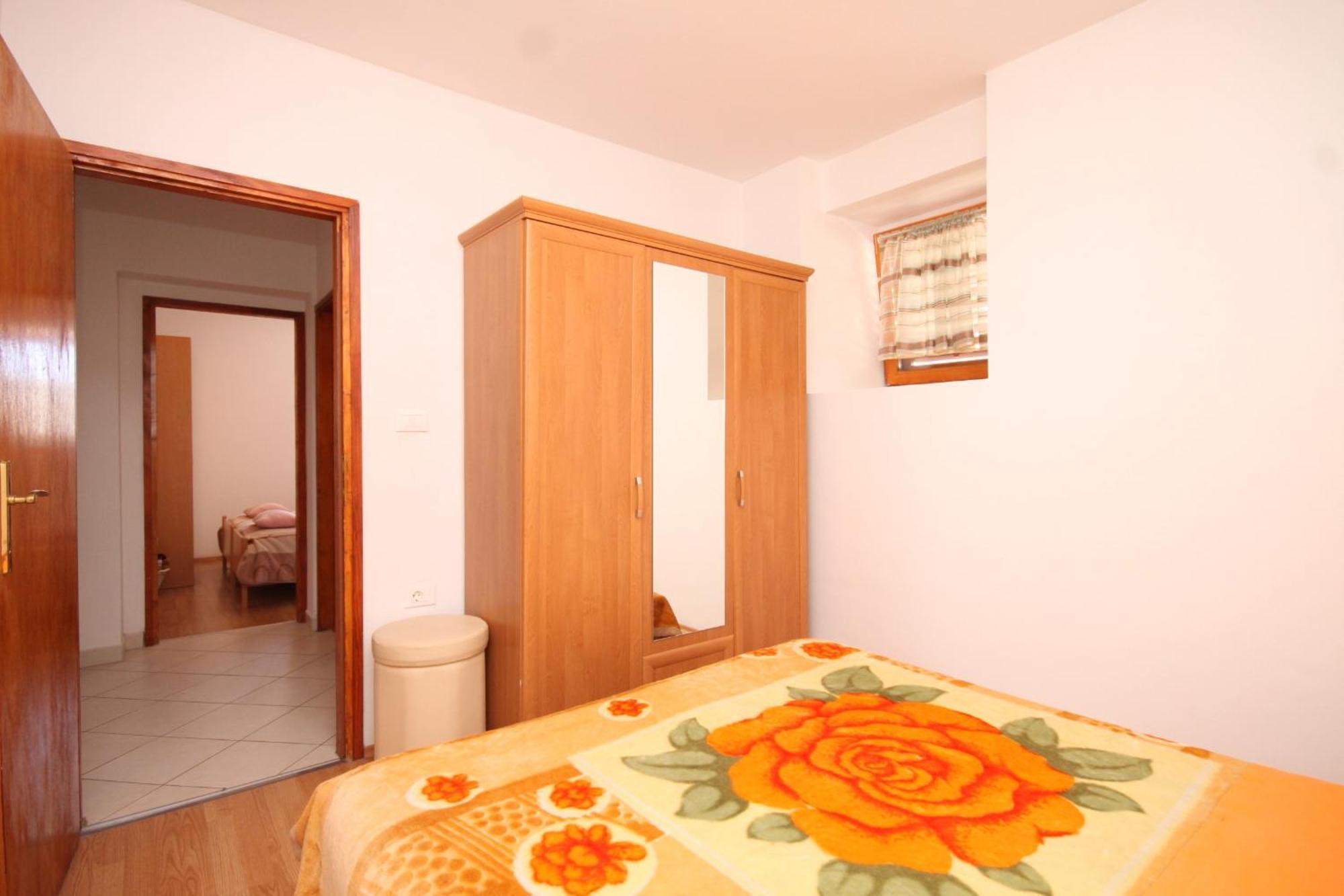 Apartments With A Parking Space Cunski, Losinj - 8010 Rom bilde